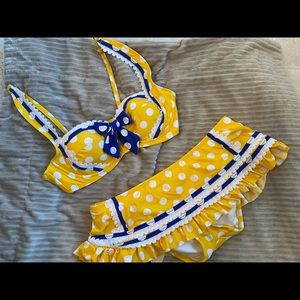 Betsey Johnson! Super fun and cute polka dot bikini!